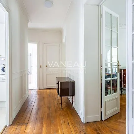 Superb Parisian Apartment Exterior photo